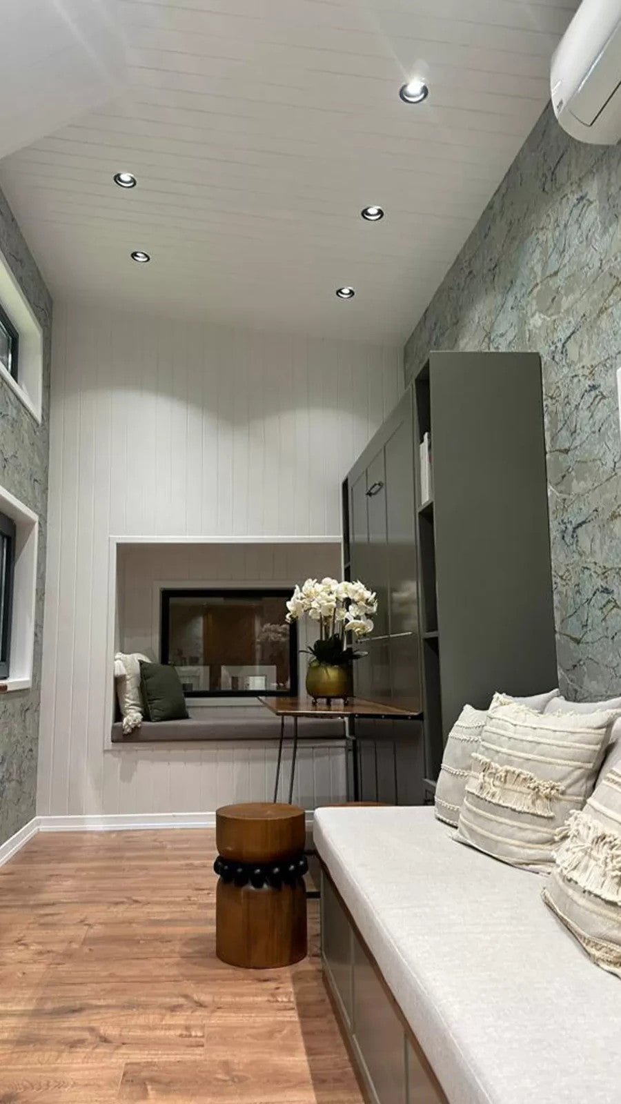 Premium Tiny House BERLIN 8m Loft 24m² – Wohnwagen – kein Baugenehmigung – TÜV