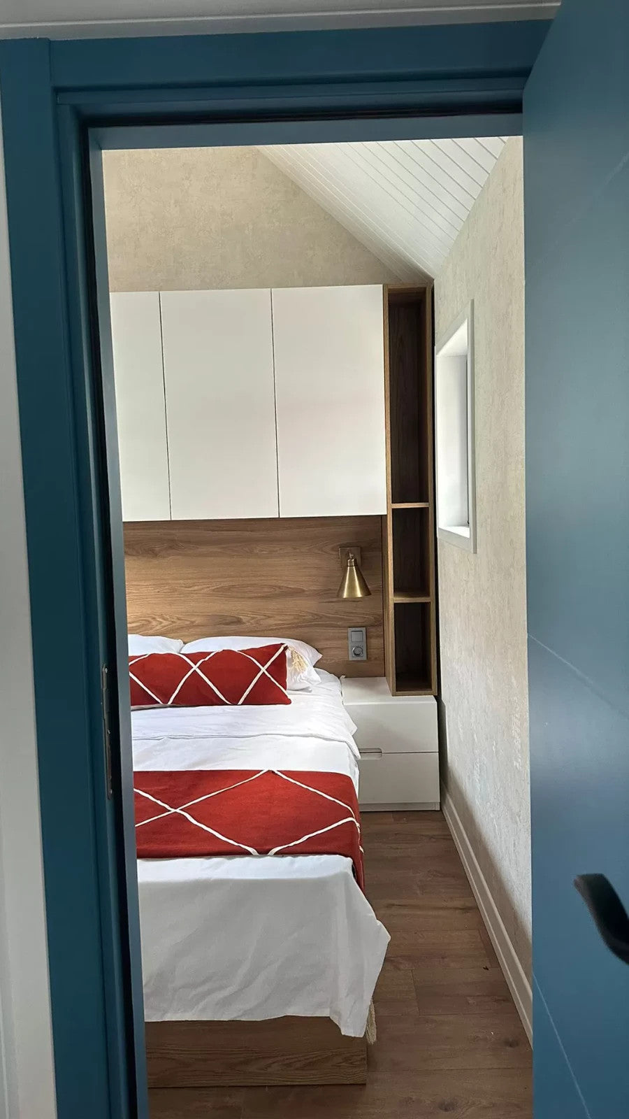 Premium Tiny House CALIFORNIA 9m 29,8m² – Wohnwagen – kein Baugenehmigung – TÜV