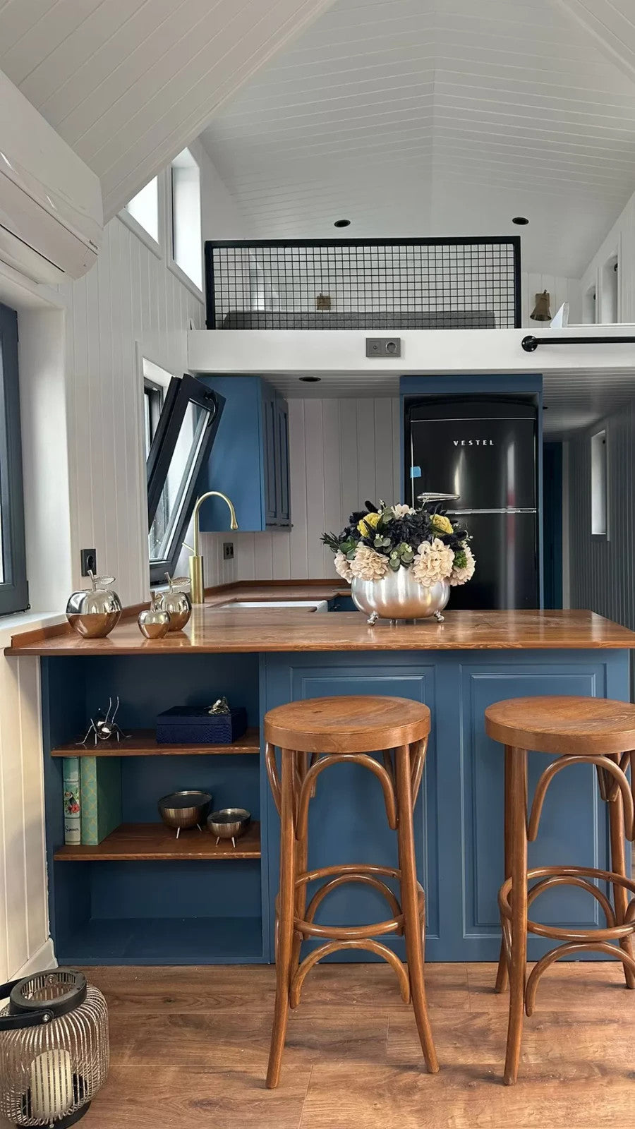 Premium Tiny House CALIFORNIA 9m 29,8m² – Wohnwagen – kein Baugenehmigung – TÜV