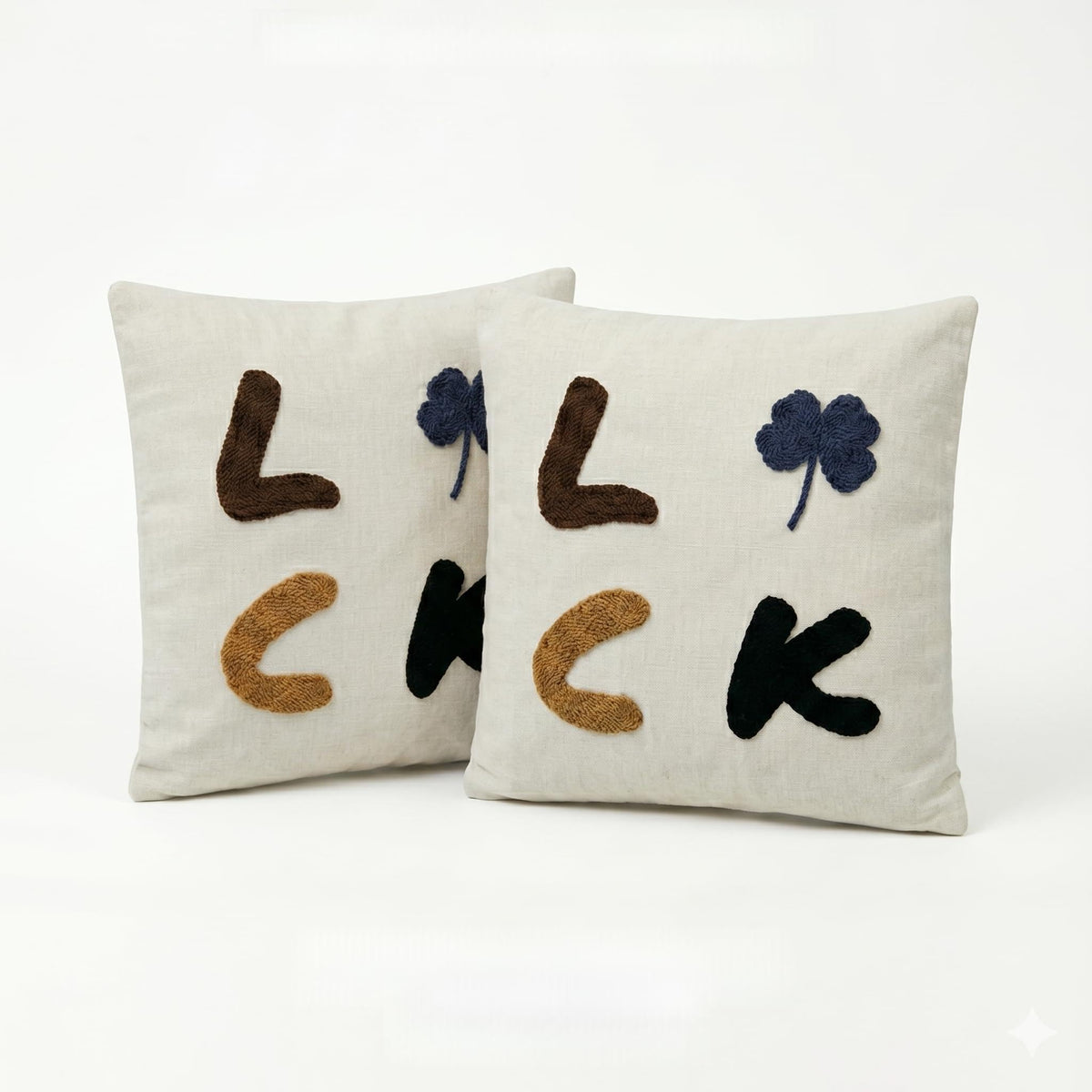 ASERON Kissenbezug 43x43 cm Set – Punch Needle Stickerei Buchstaben & Kleeblatt, Boho Deko, Weich, Waschbar, Sofa Kissenhülle Beige, Ohne Füllung
