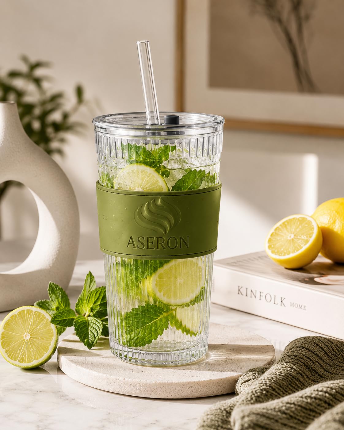 ASERON Geripptes Trinkglas 600ml 2er Set mit Deckel & Glasstrohhalm – Dickwandiger Glasbecher für Smoothies, Eiskaffee & Cocktails
